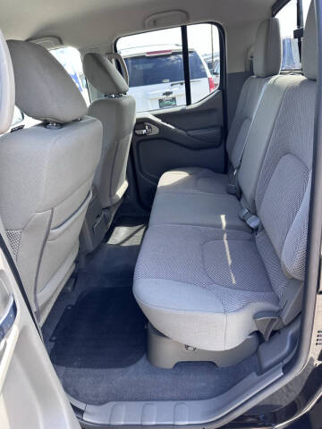 2019 Nissan Frontier SV