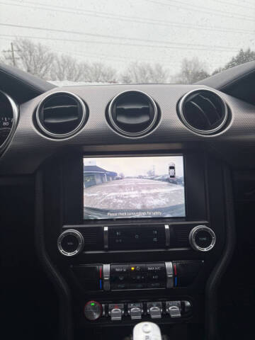 2020 Ford Mustang EcoBoost