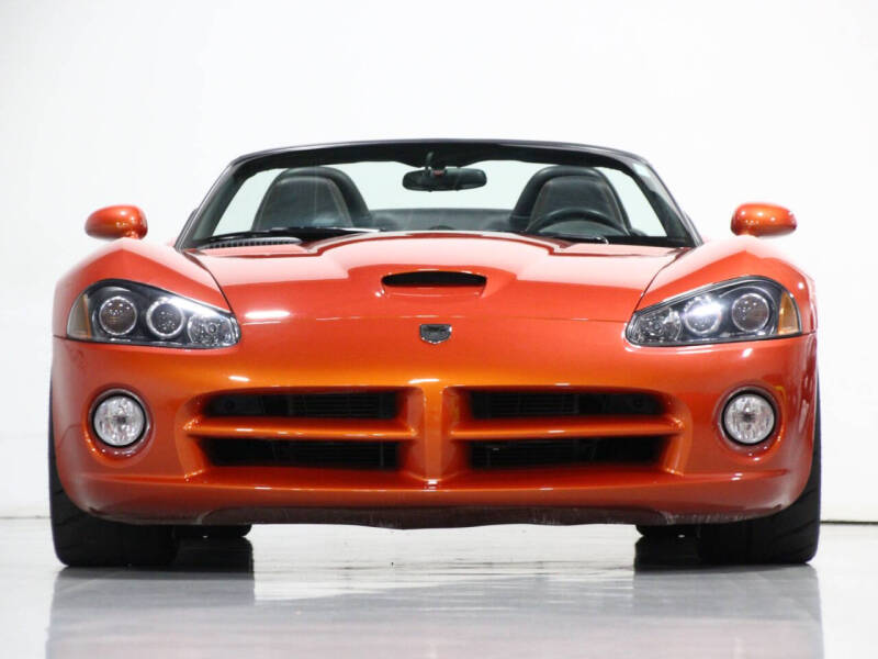 2005 Dodge Viper SRT-10