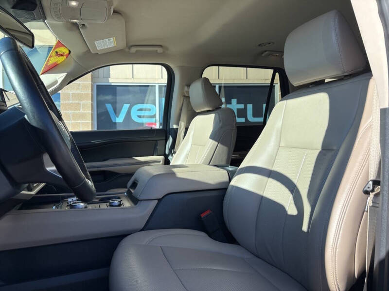 2023 Ford Expedition MAX XLT