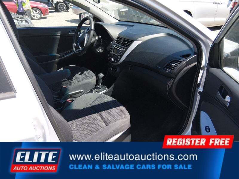 2017 Hyundai Accent SE