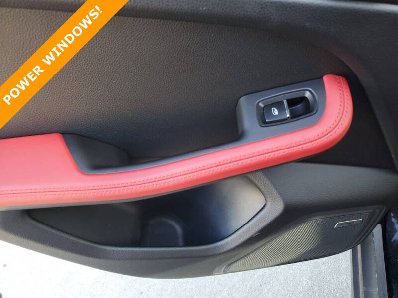 2019 Porsche Macan S