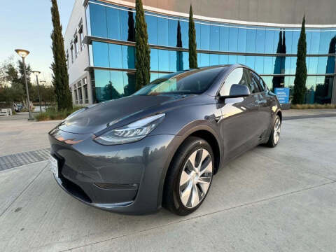 2024 Tesla Model Y Long Range