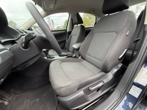 2012 Volkswagen Passat S PZEV