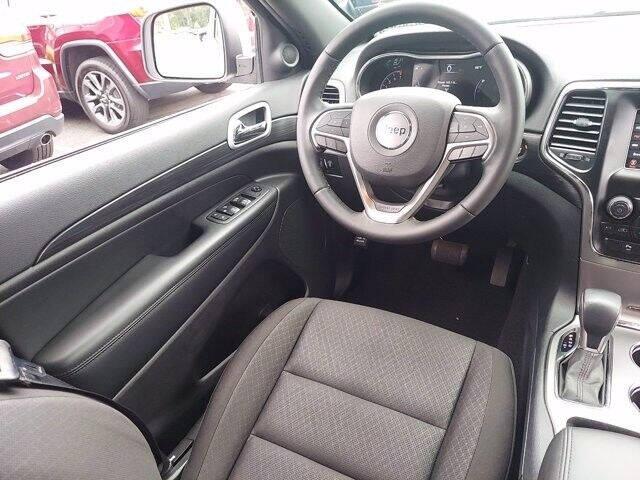 2020 Jeep Grand Cherokee Laredo E