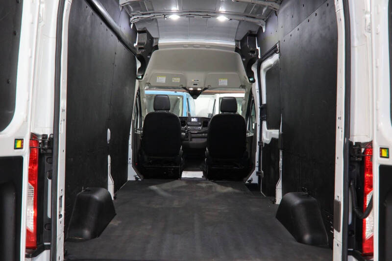 2022 Ford Transit 250