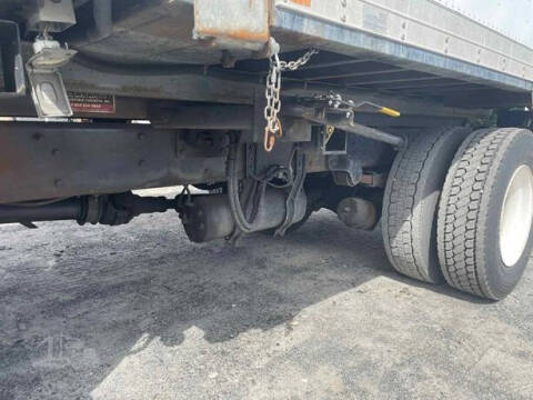 2015 Freightliner M2 106