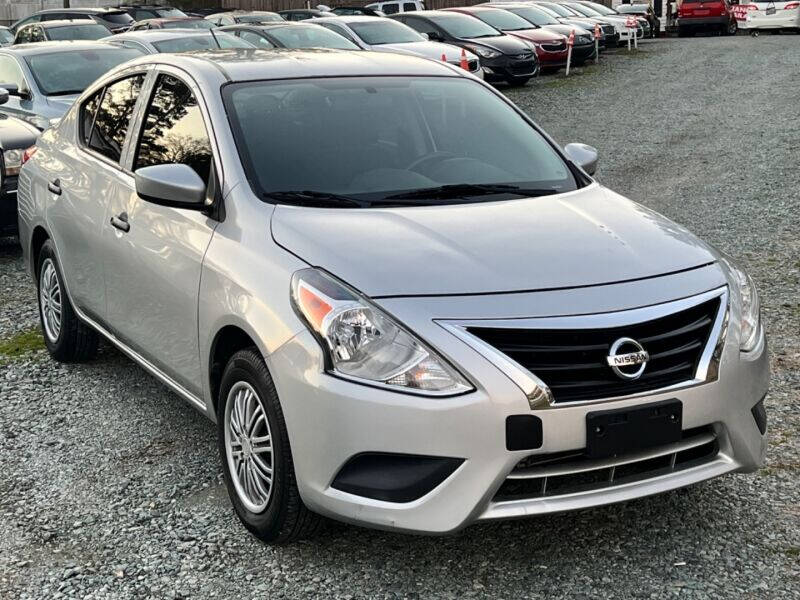 2019 Nissan Versa