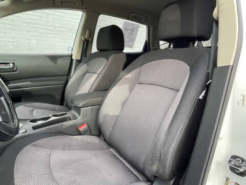 2011 Nissan Rogue SV