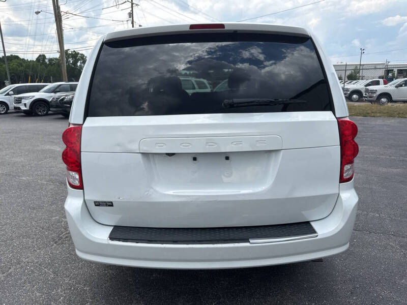 2020 Dodge Grand Caravan SE Plus