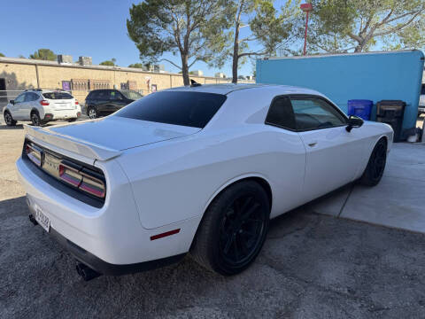 2016 Dodge Challenger R/T Plus