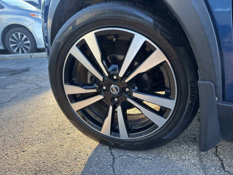 2018 Nissan Kicks SR