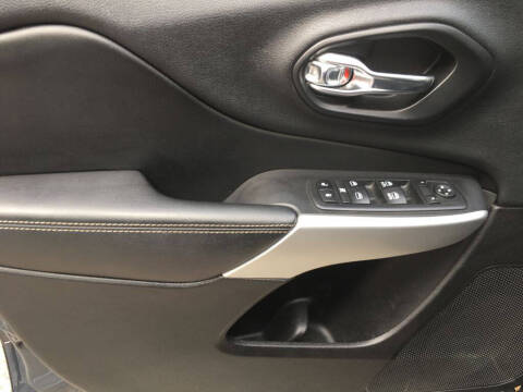 2018 Jeep Cherokee Latitude Plus