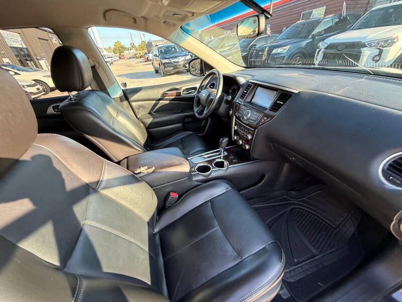 2014 Nissan Pathfinder SL