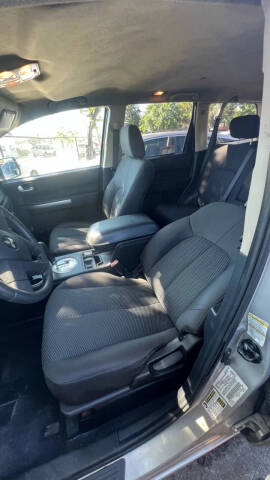 2011 Mitsubishi Endeavor LS