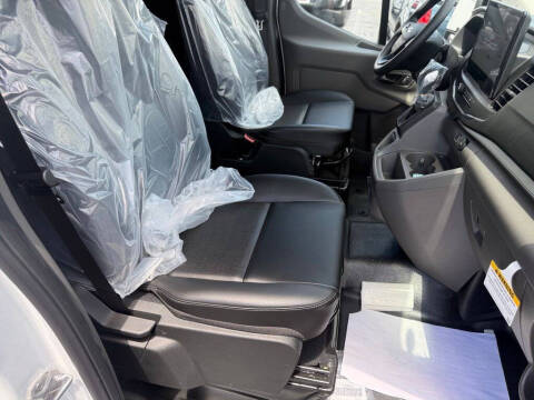 2026 Ford Transit 250