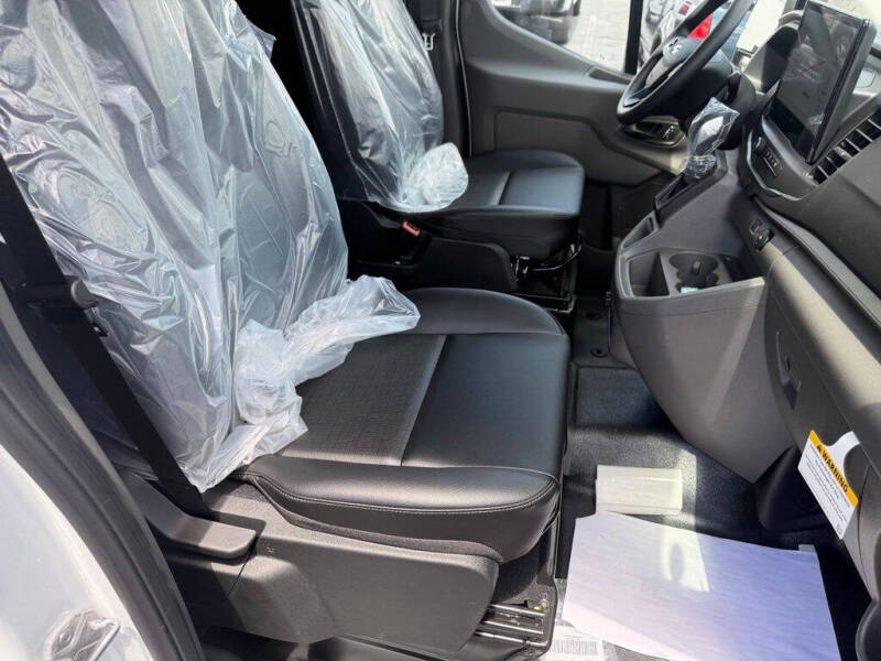 2026 Ford Transit 250