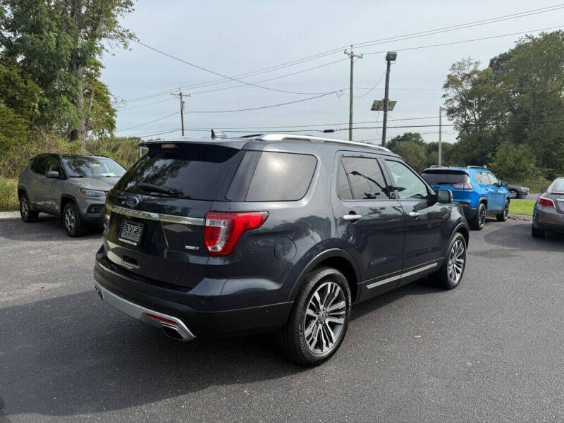 2017 Ford Explorer Platinum