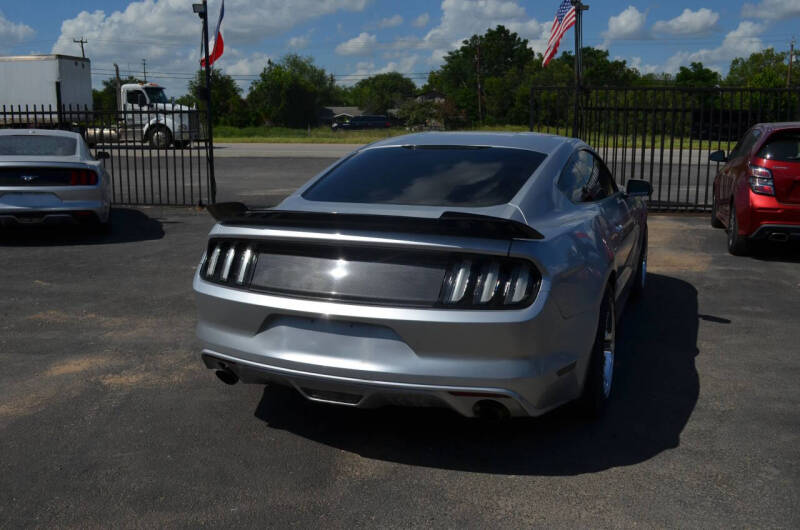 2016 Ford Mustang