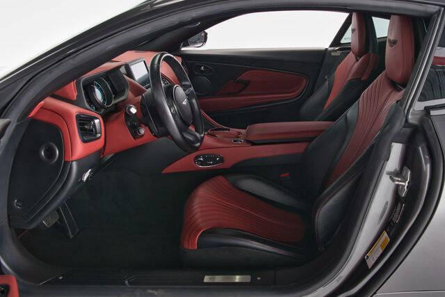 2018 Aston Martin DB11 V12