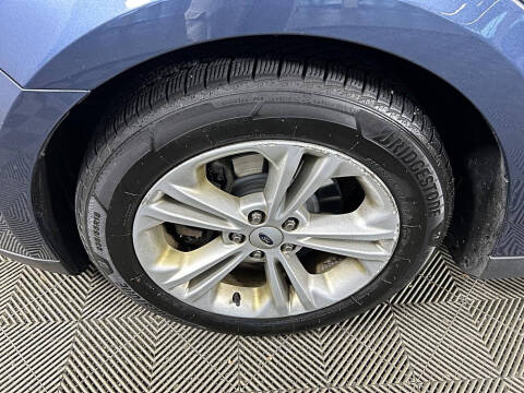 2019 Ford Taurus SEL