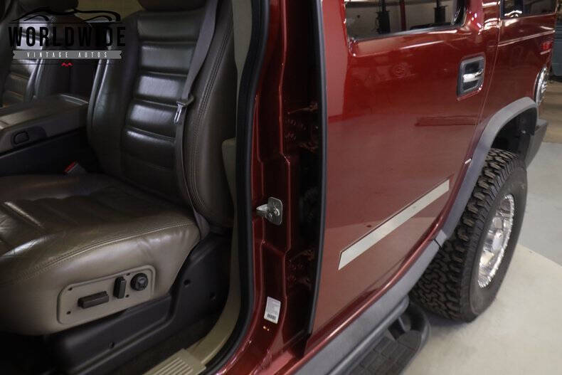 2004 HUMMER H2