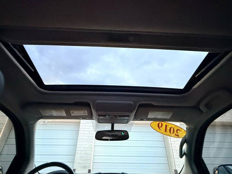 2019 Nissan Frontier SL