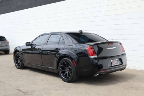 2019 Chrysler 300 S