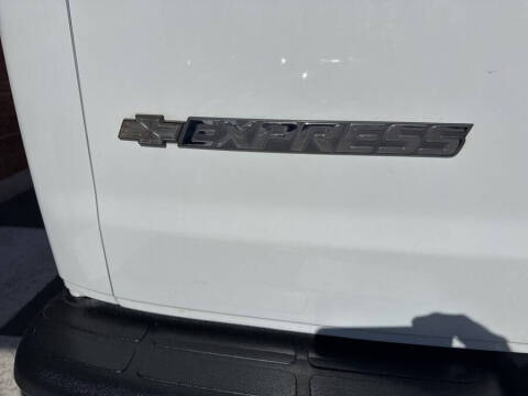 2019 Chevrolet Express 2500