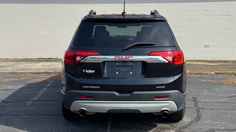 2017 GMC Acadia SLT-1