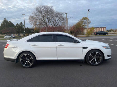 2014 Ford Taurus SHO