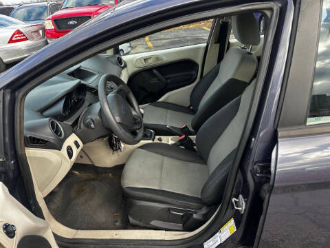 2012 Ford Fiesta S