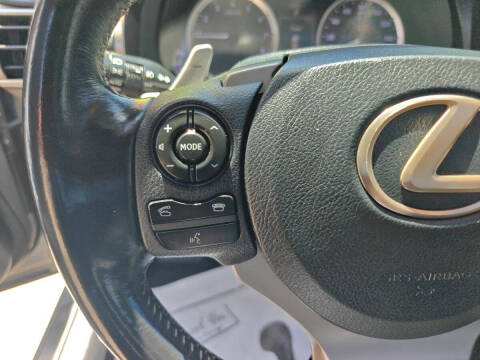 2016 Lexus IS 200t