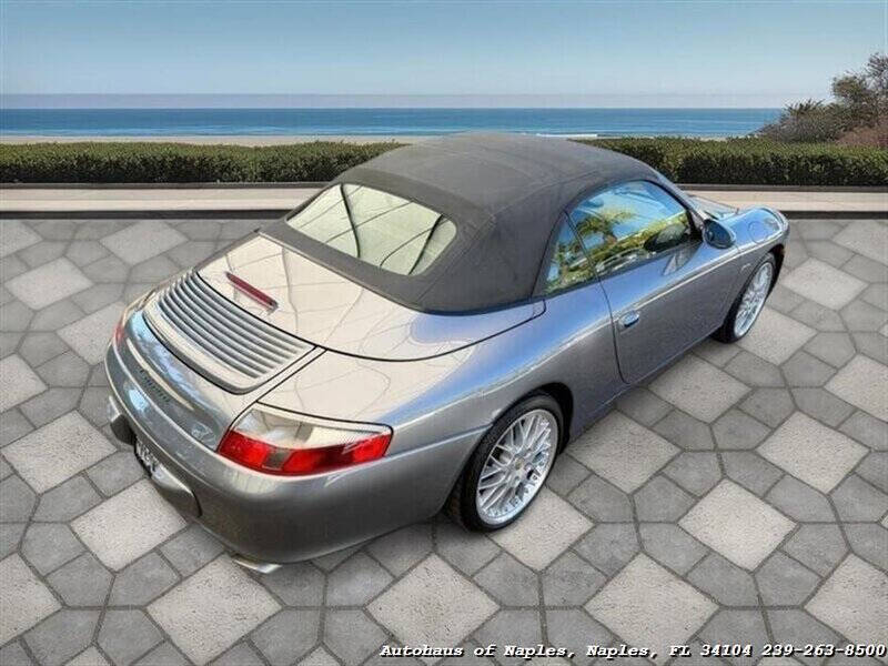 2003 Porsche 911 Carrera