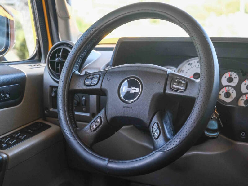 2004 HUMMER H2