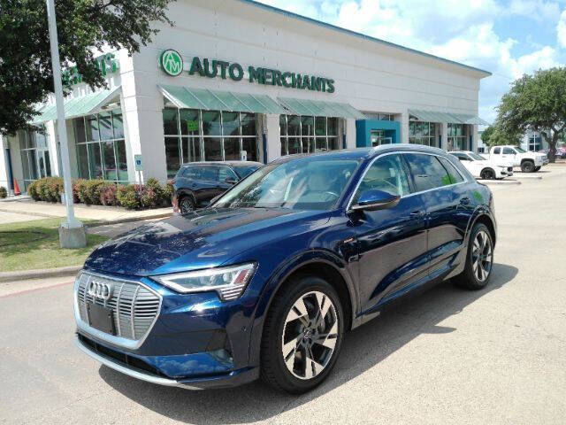 2021 Audi e-tron quattro Premium