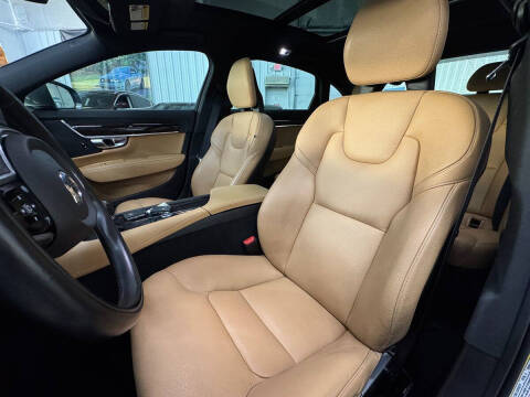 2018 Volvo S90 T5 Momentum