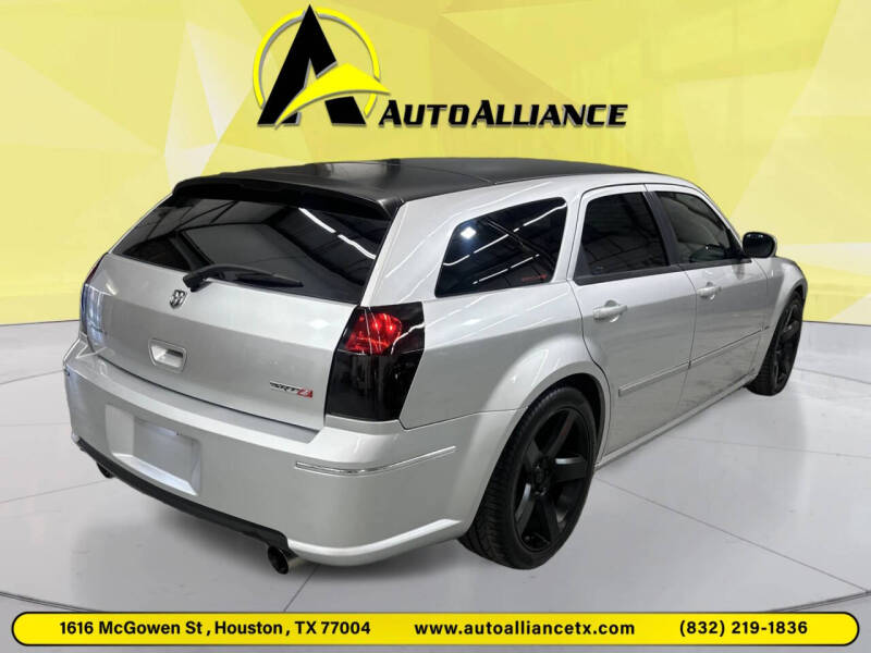 2006 Dodge Magnum SRT-8
