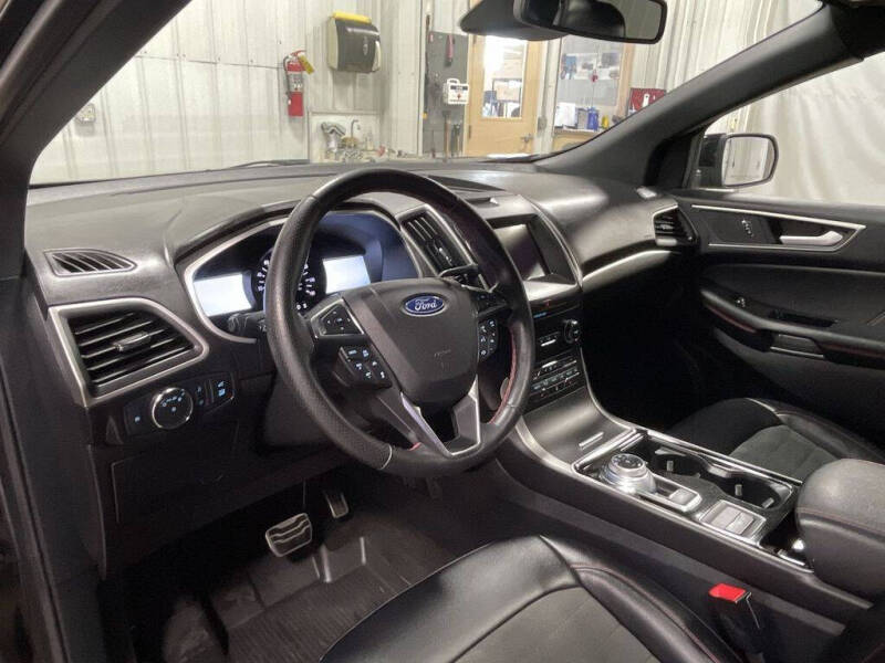 2020 Ford Edge ST Line