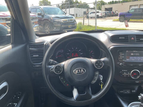 2017 Kia Soul +