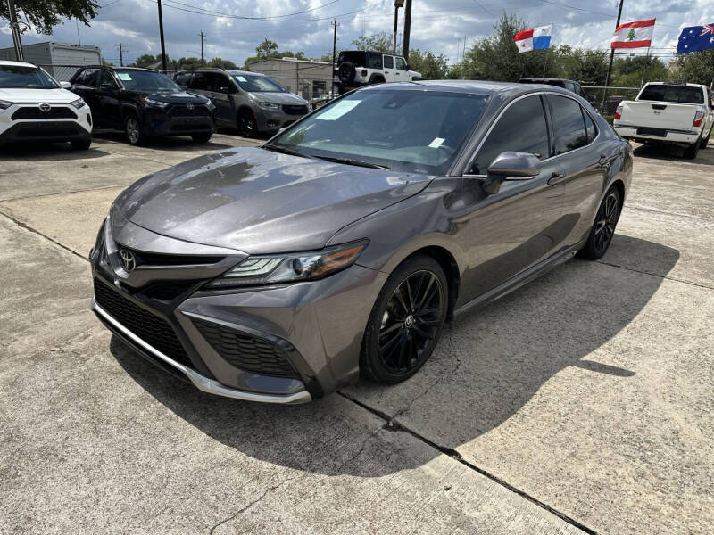 2023 Toyota Camry XSE's photo