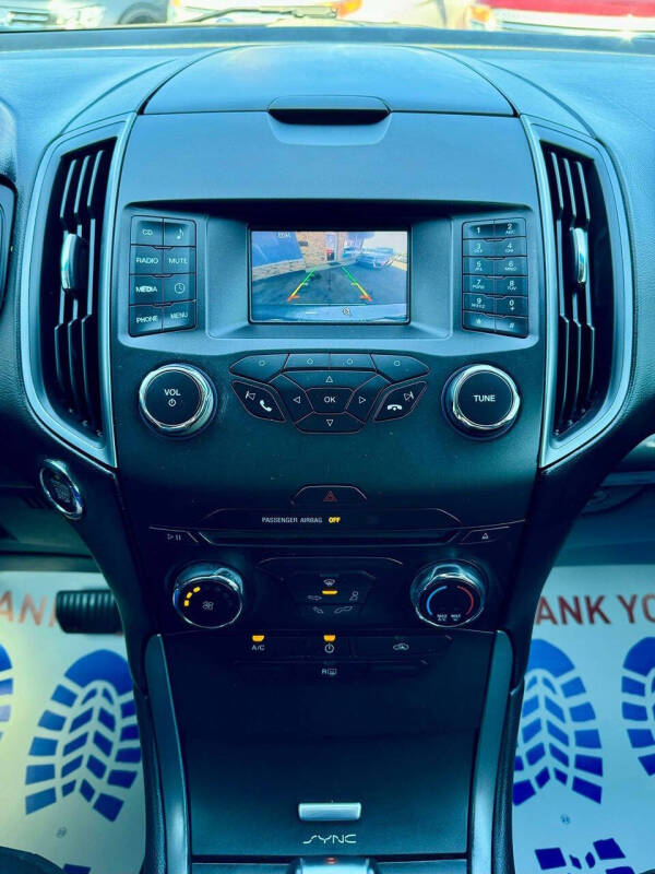 2015 Ford Edge SE