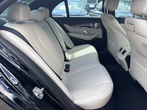 2018 Mercedes-Benz E-Class E 300