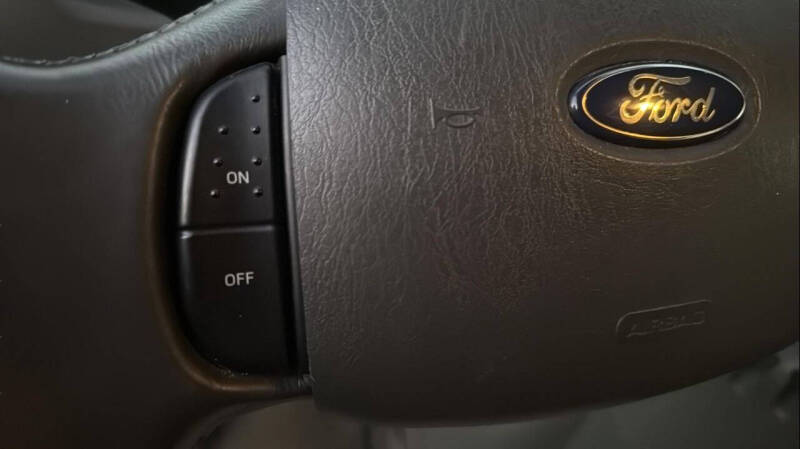 2006 Ford E-Series