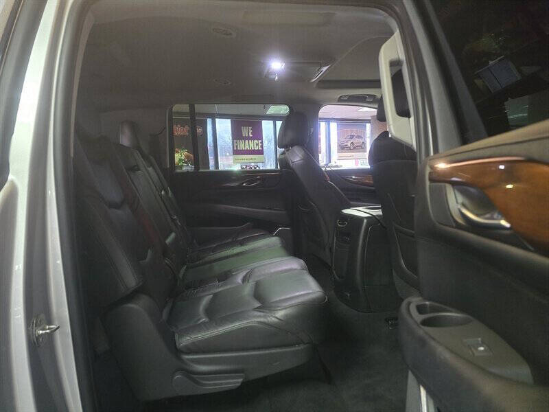 2017 Cadillac Escalade ESV Premium Luxury