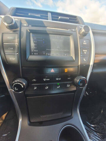 2016 Toyota Camry LE