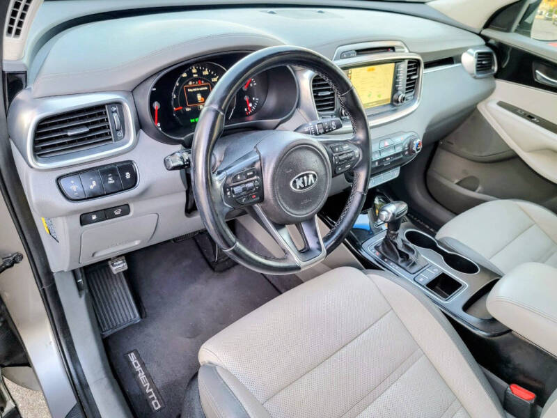 2016 Kia Sorento SX V6