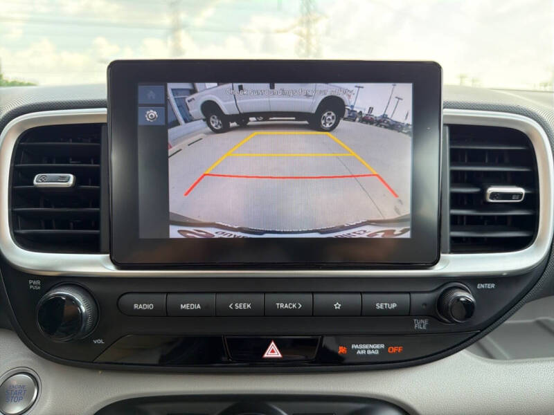 2025 Hyundai Venue SEL