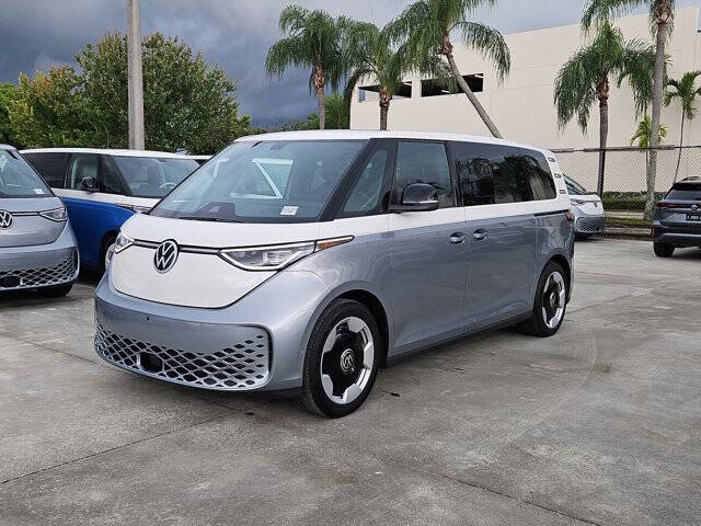 2025 Volkswagen ID. Buzz Pro S Plus