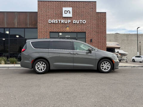 2022 Chrysler Pacifica Touring L